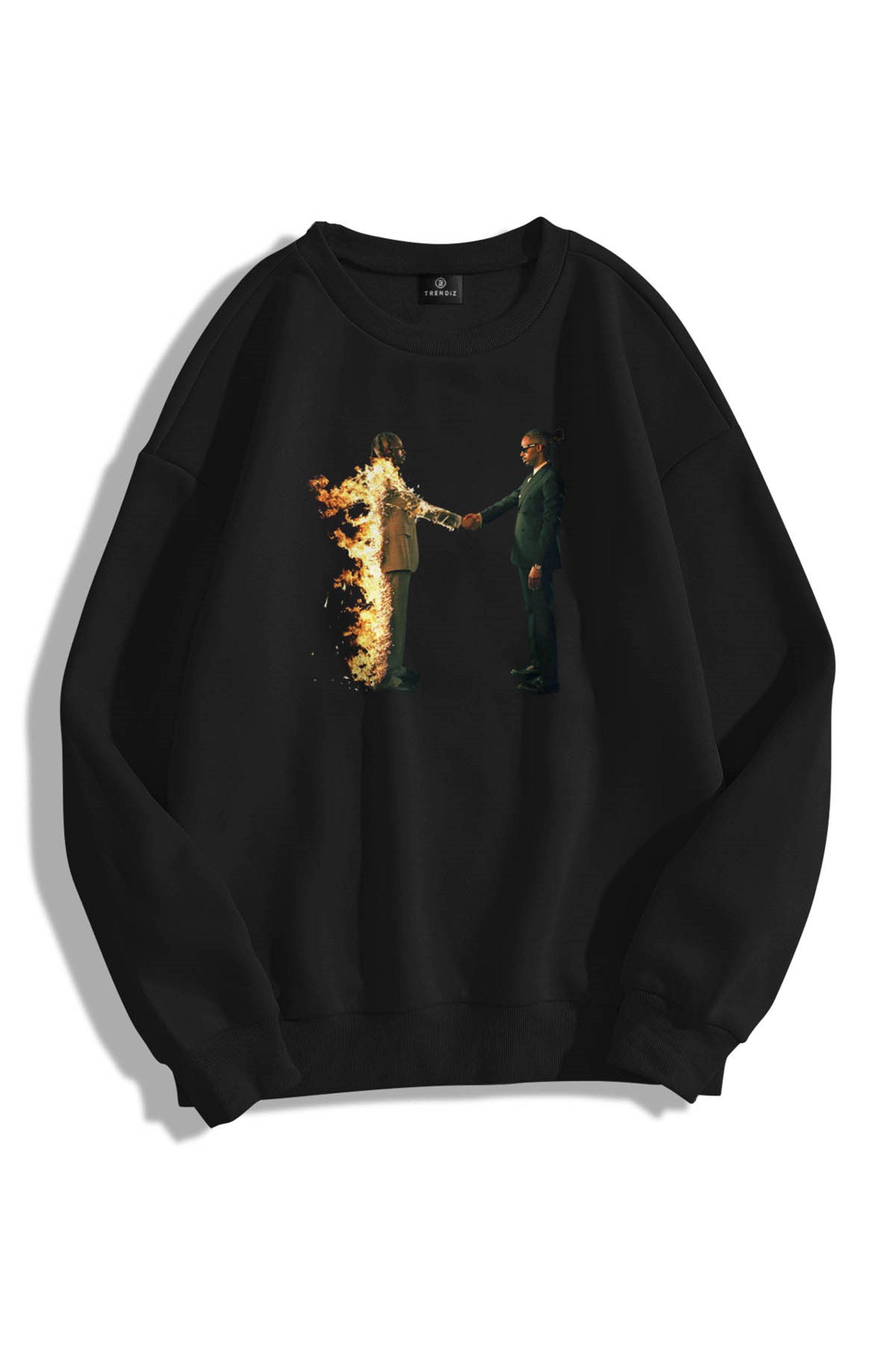 Trendiz Unisex HEROES & VILLAINS Bisiklet Yaka Sweatshirt