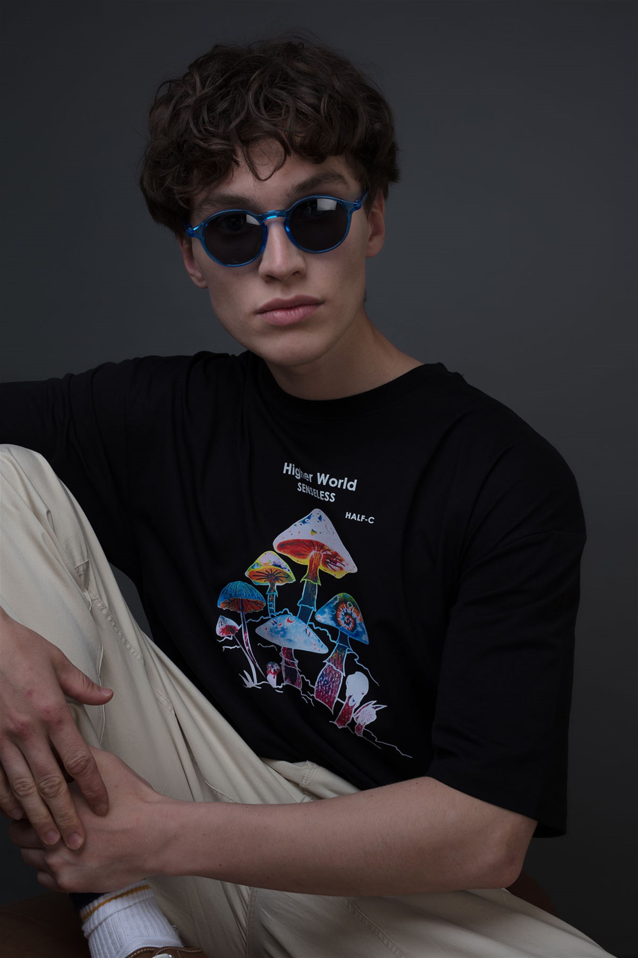 Trendiz Unisex Higher World Siyah Tshirt