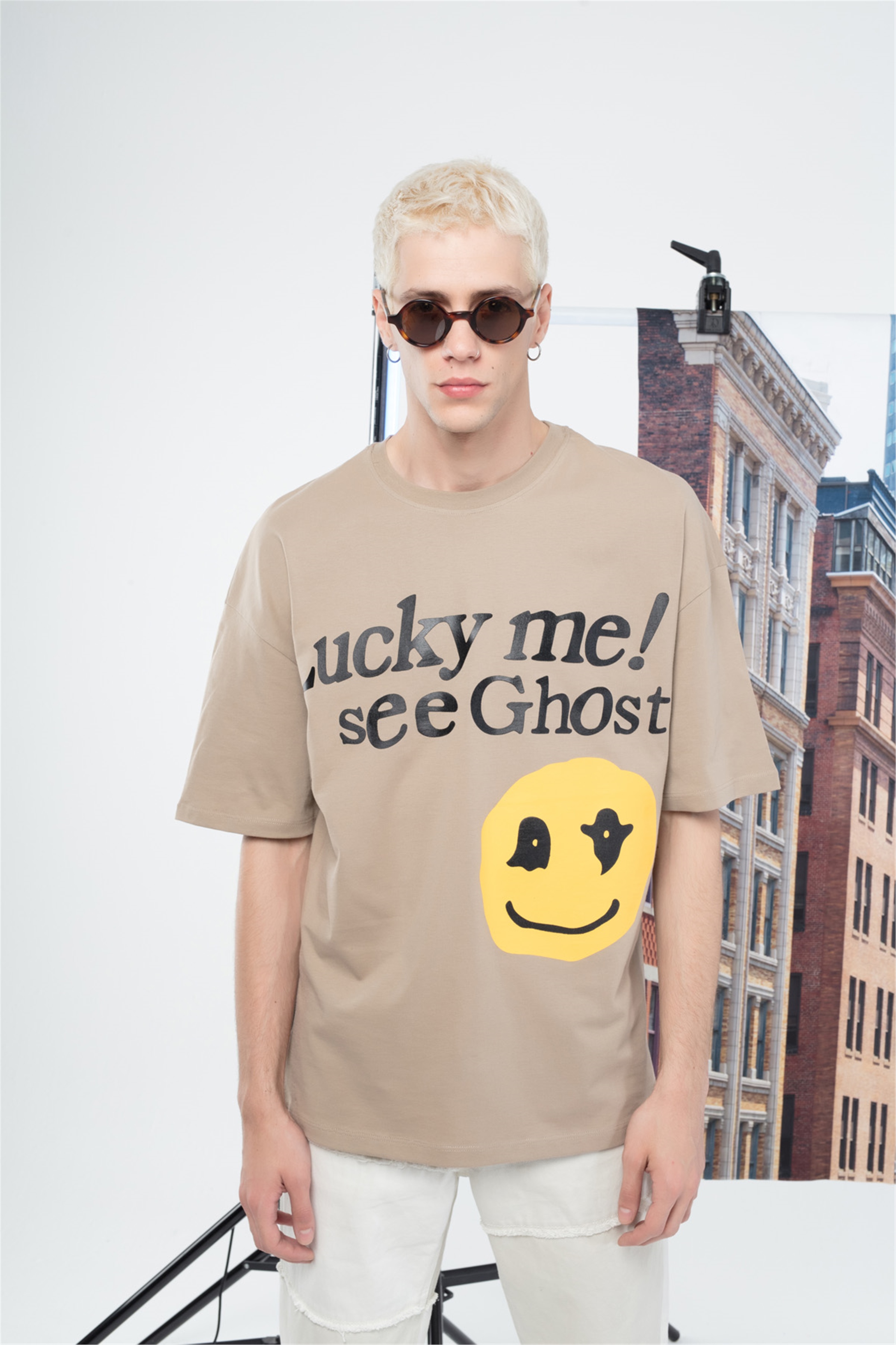 Trendiz Unisex LuckymeghostTshirt Bej