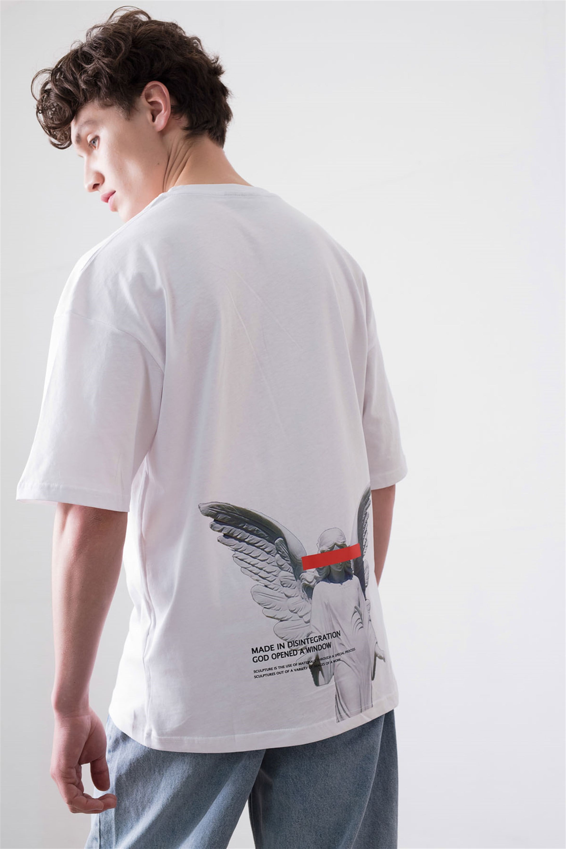 Trendiz Unisex Made in Disintegration Beyaz Tshirt