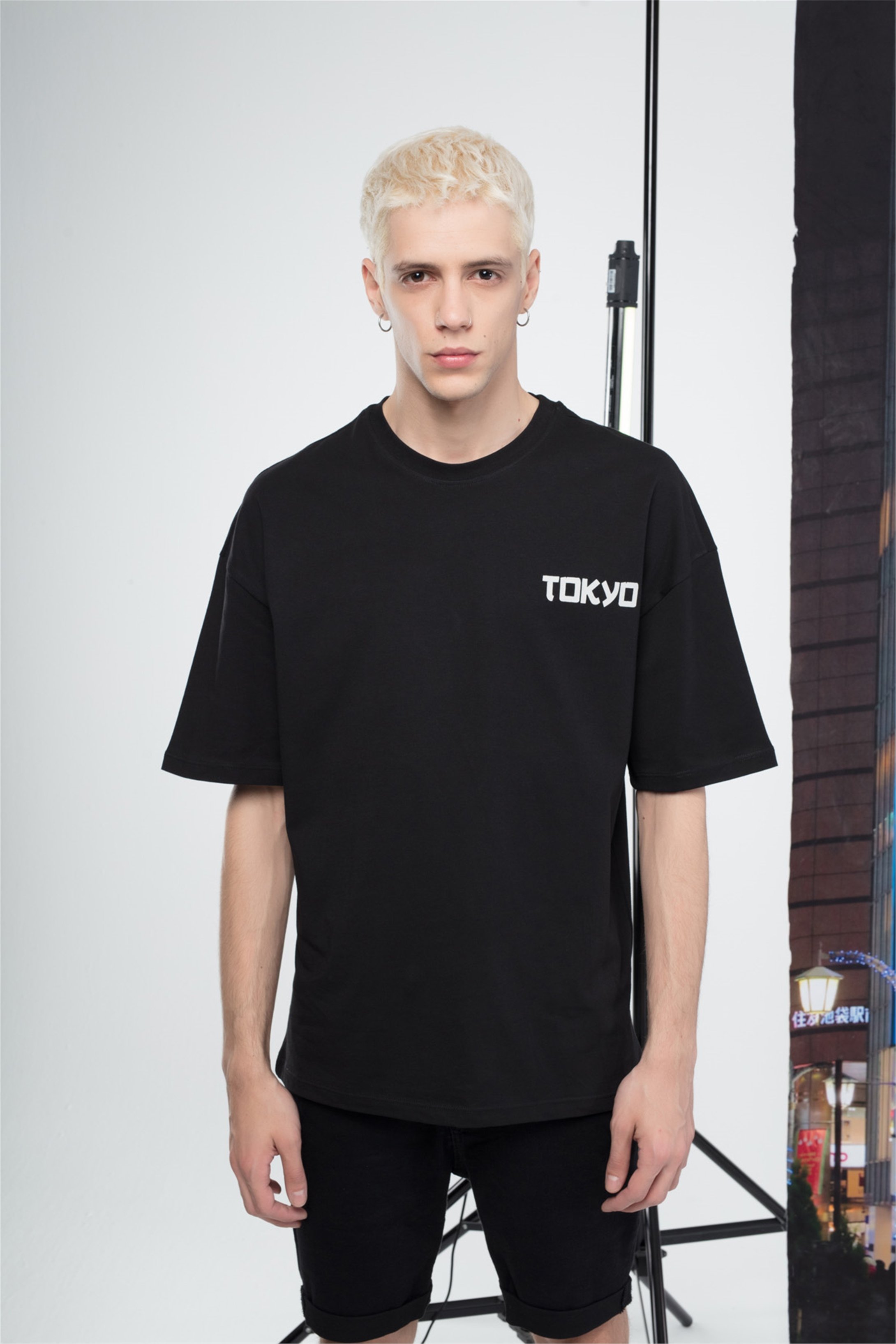 Trendiz Unisex Tokyo Tshirt Siyah