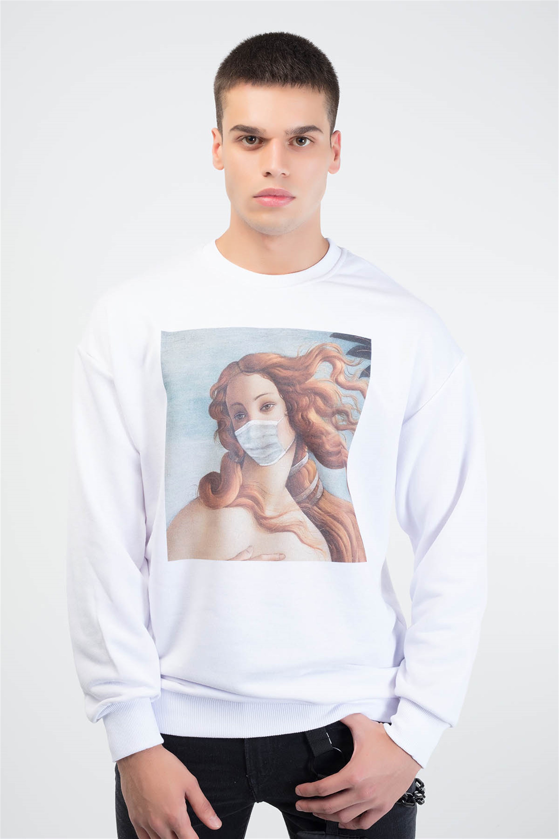 Trendiz Venus Mask Yuvarlak Yaka Sweatshirt Beyaz 111121
