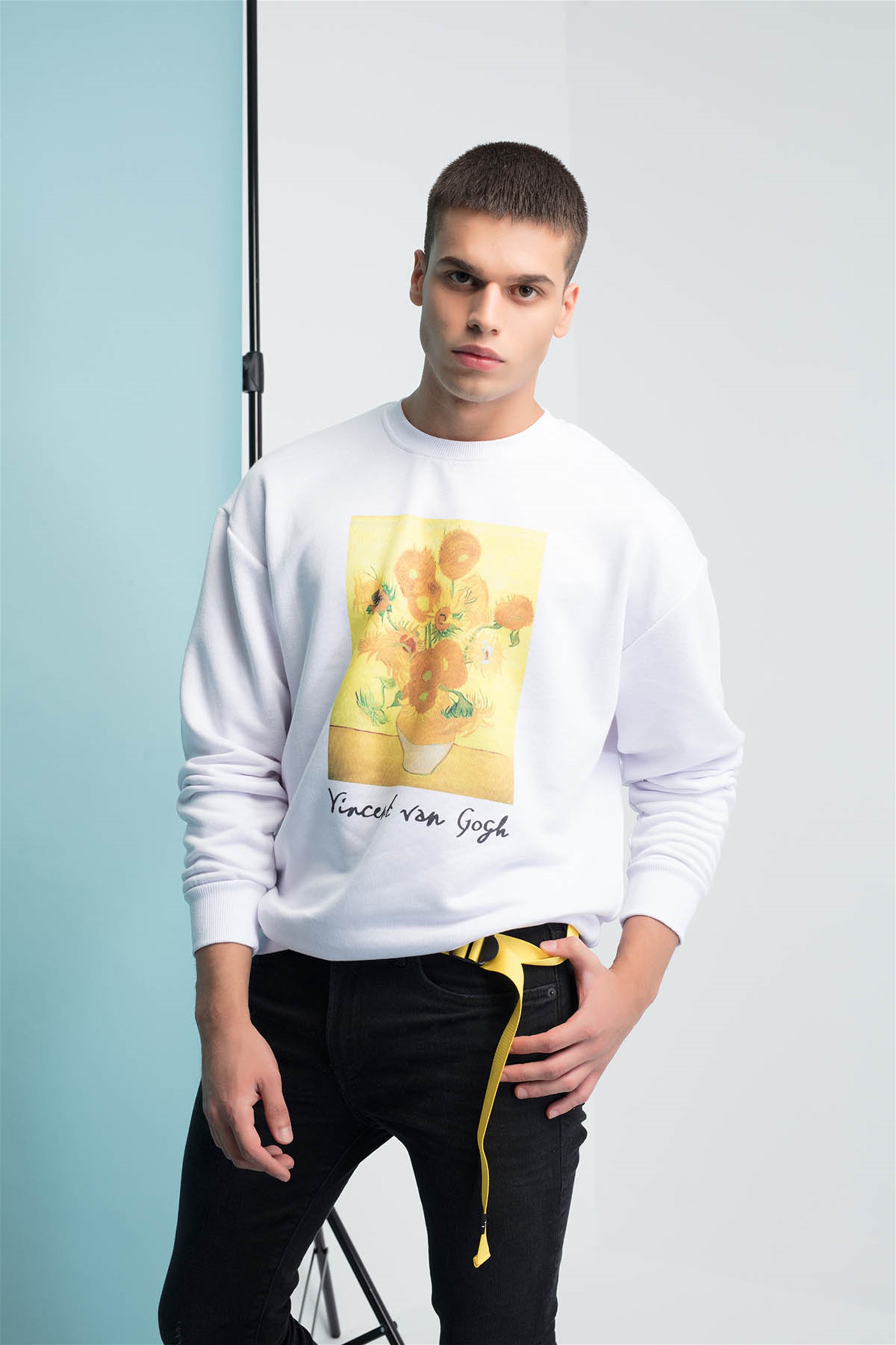 Trendiz Vincent Flowers Yuvarlak Yaka Sweatshirt Beyaz 111106