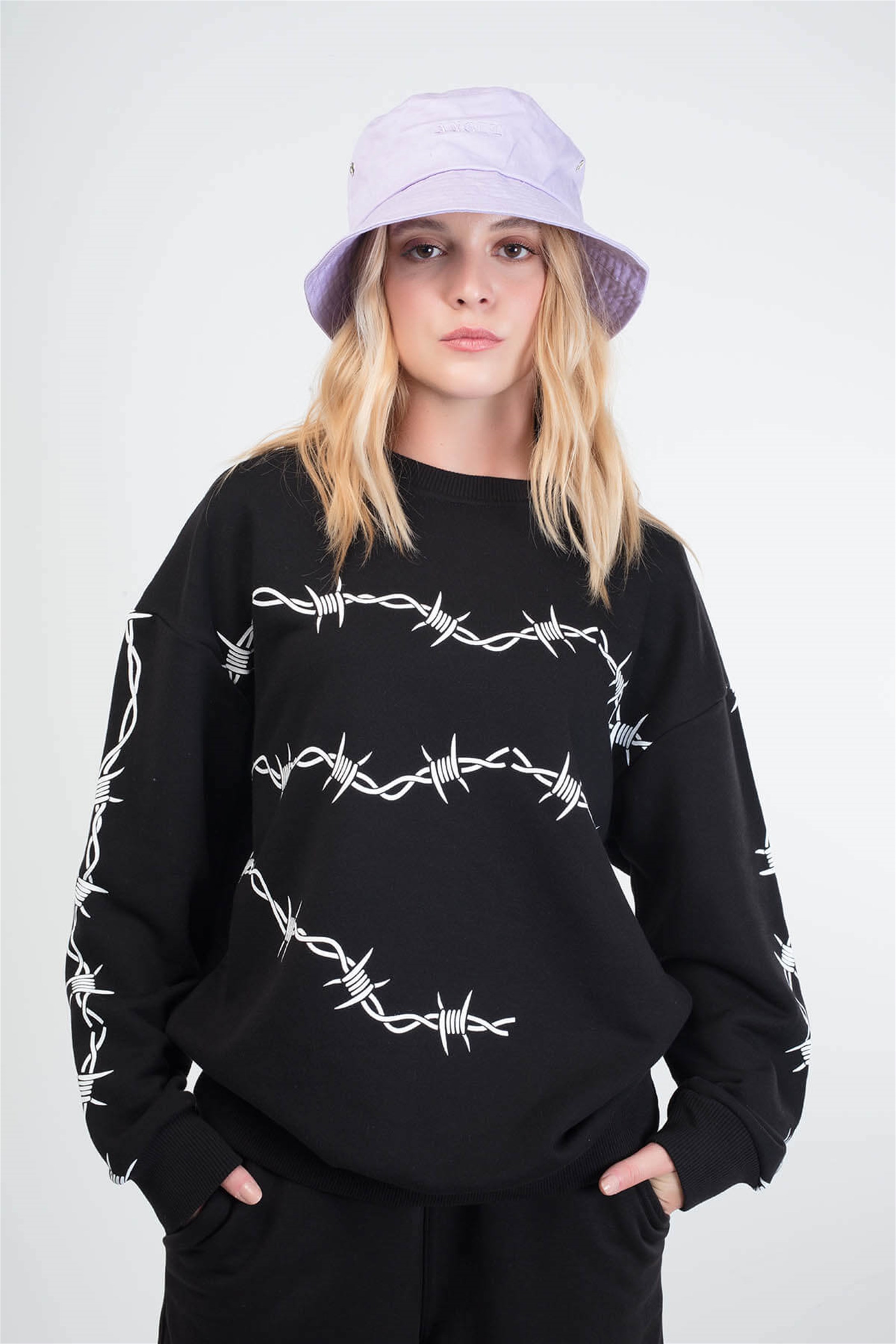 Trendiz Wire Baskılı Unisex Yuvarlak Yaka Sweatshirt Siyah 111166