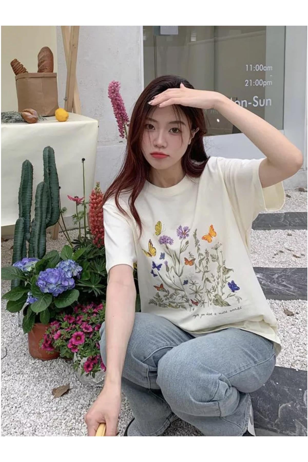 Unisex Flowers Tshirt Beyaz