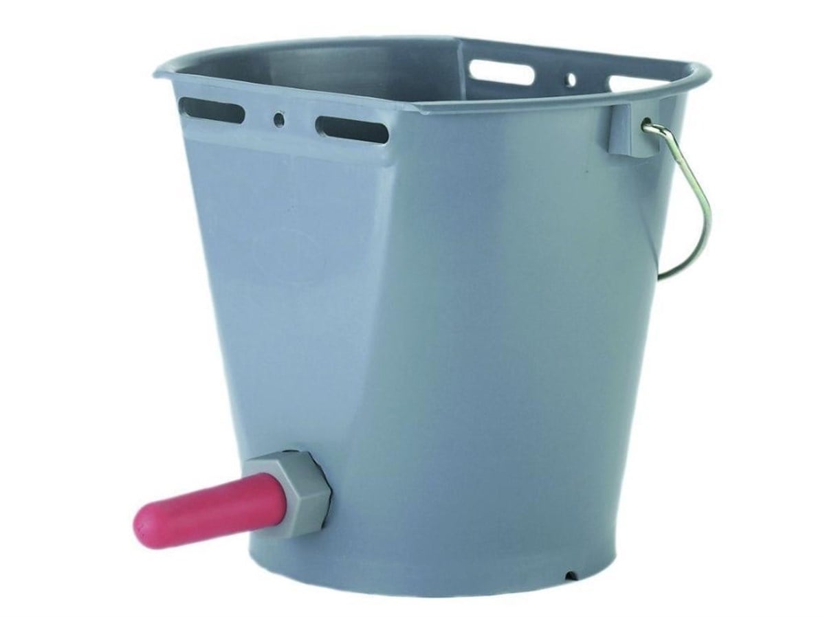 Kurtsan Buzağı Emzirme Kovası 8 Litre
