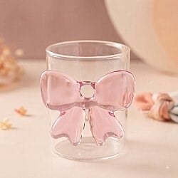 3D Pembe Kurdele Fiyonk Detaylı Cam Bardak - Hediyelik Figürlü Cam Bardak 