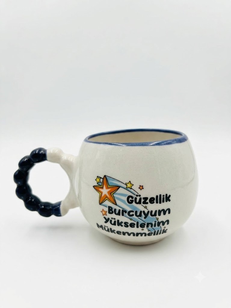 Güzellik Burcuyum El Yapımı Krem Parlak Puf Kupa - El İşçiliği Hediyelik Kupa Bardak Mug