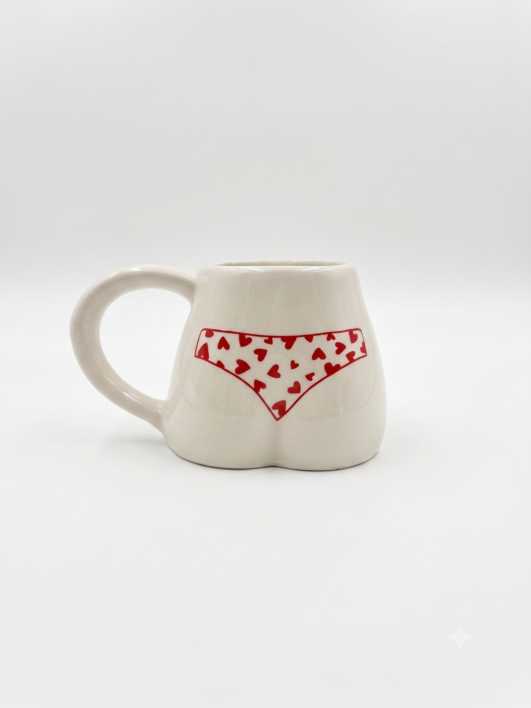 Kırmızı Kalpli Bikinili El Yapımı Beyaz Parlak Popo Kupa - El İşçiliği Hediyelik Kupa Bardak Mug