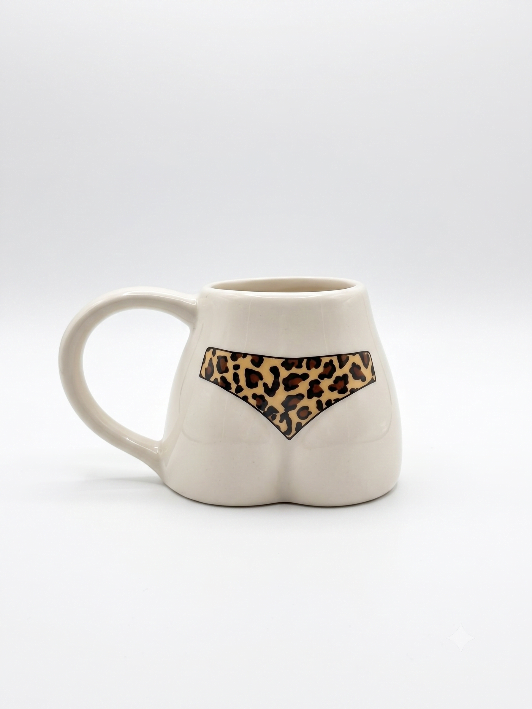 Leopar Desen Bikinili El Yapımı Beyaz Parlak Popo Kupa - El İşçiliği Hediyelik Kupa Bardak Mug