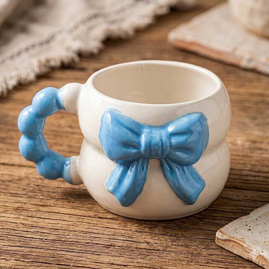 Mavi Fiyonk Kupa 3D Kabartmalı El Yapımı Krem Parlak  - El İşçiliği 3D Hediyelik
