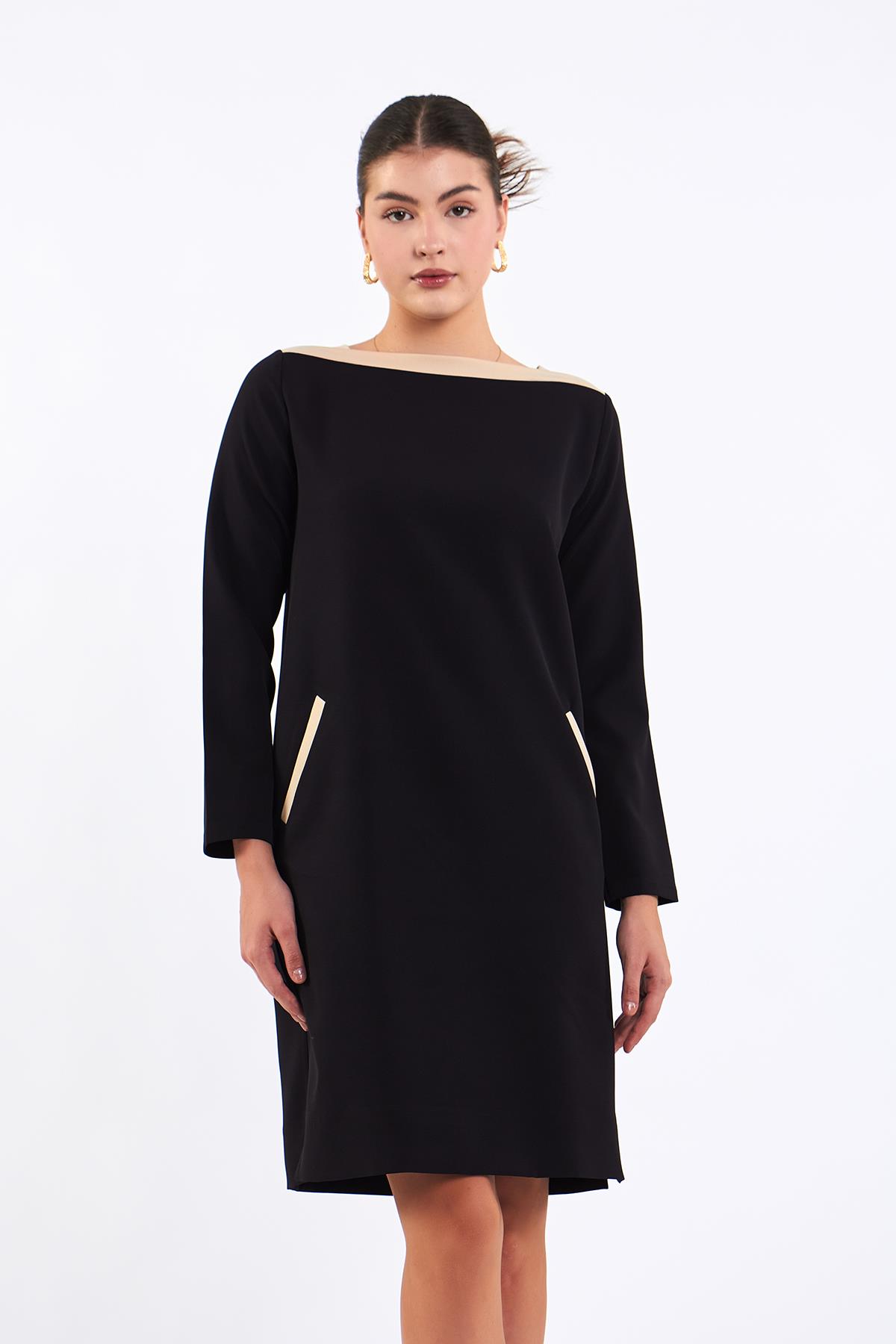 OMUZ DETAYLI ELBİSE