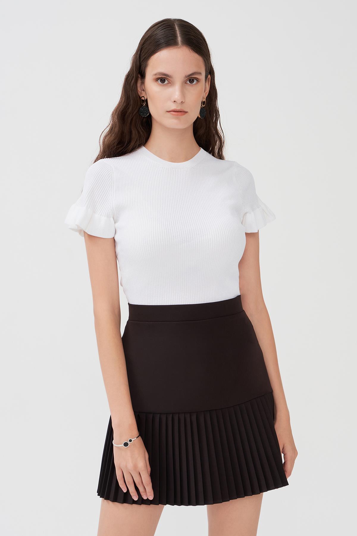 Black Pleated Skirt