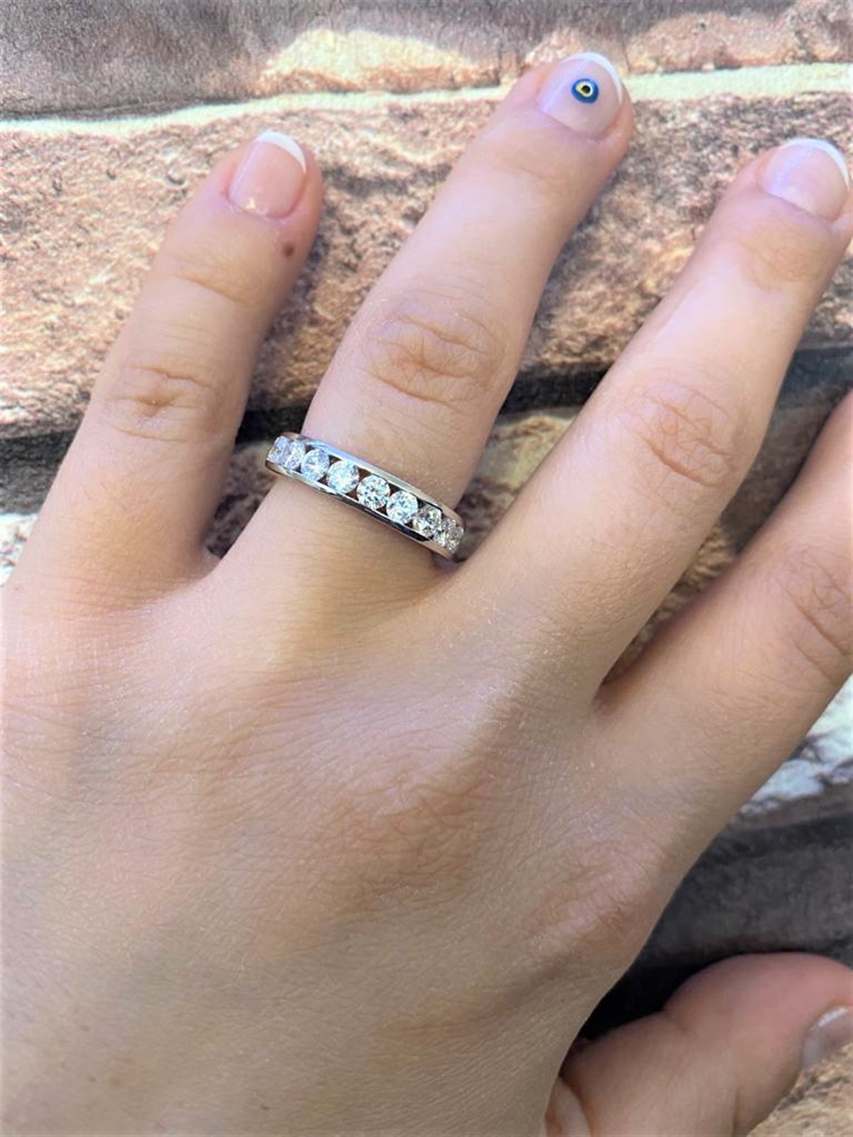 Bayan Sıralı Taş Model Gümüş Yüzük 