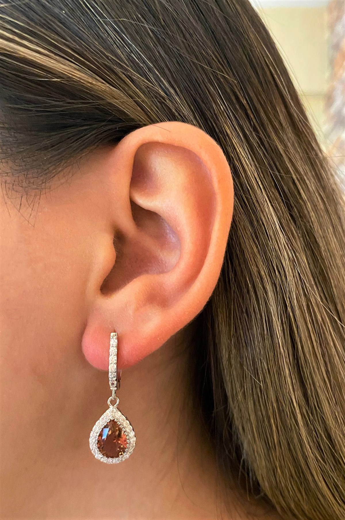 Bayan Sultanit Taş Detay Damla Model Gümüş Küpe