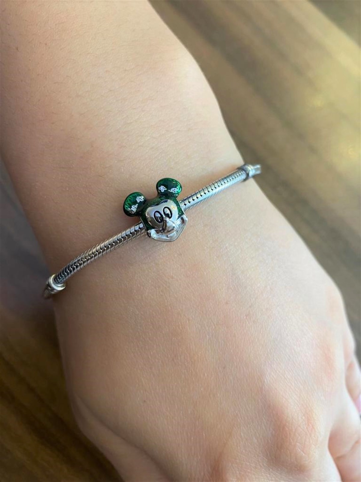 Bayan Yeşil Mickey Model Gümüş Charm
