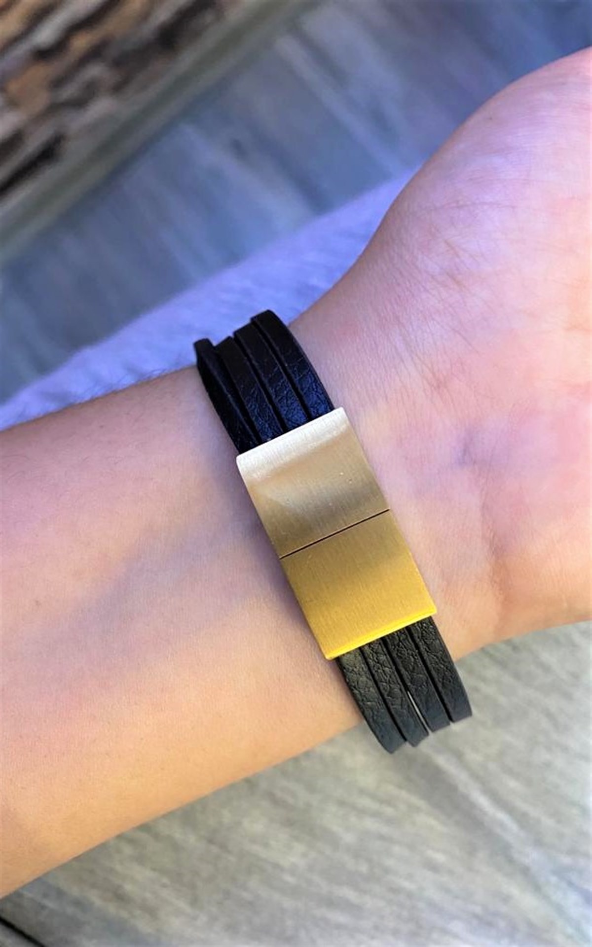 Erkek Kalın Gold Renk Çelik Detay Deri Bileklik