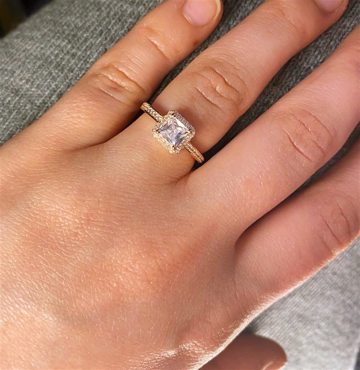 Gümüş İthal Ve Kararma Yapma Swarovski Taş Bakır Renk Tasarım Baget Yüzük