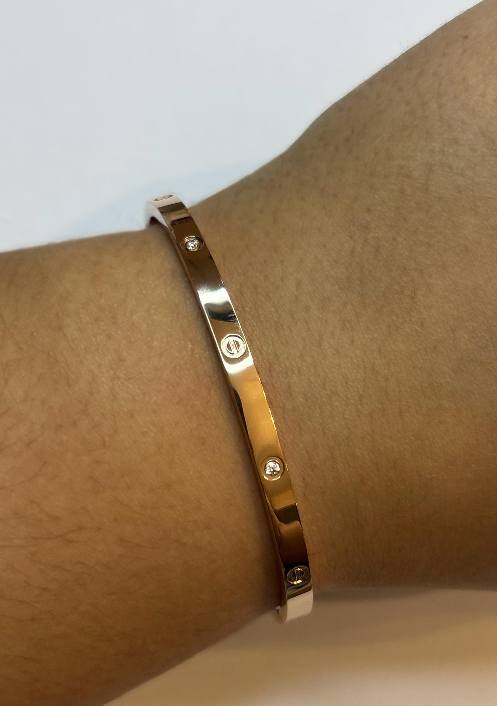 Kadın Bakır Renk Şans Model Taşlı Çelik Bilezik 