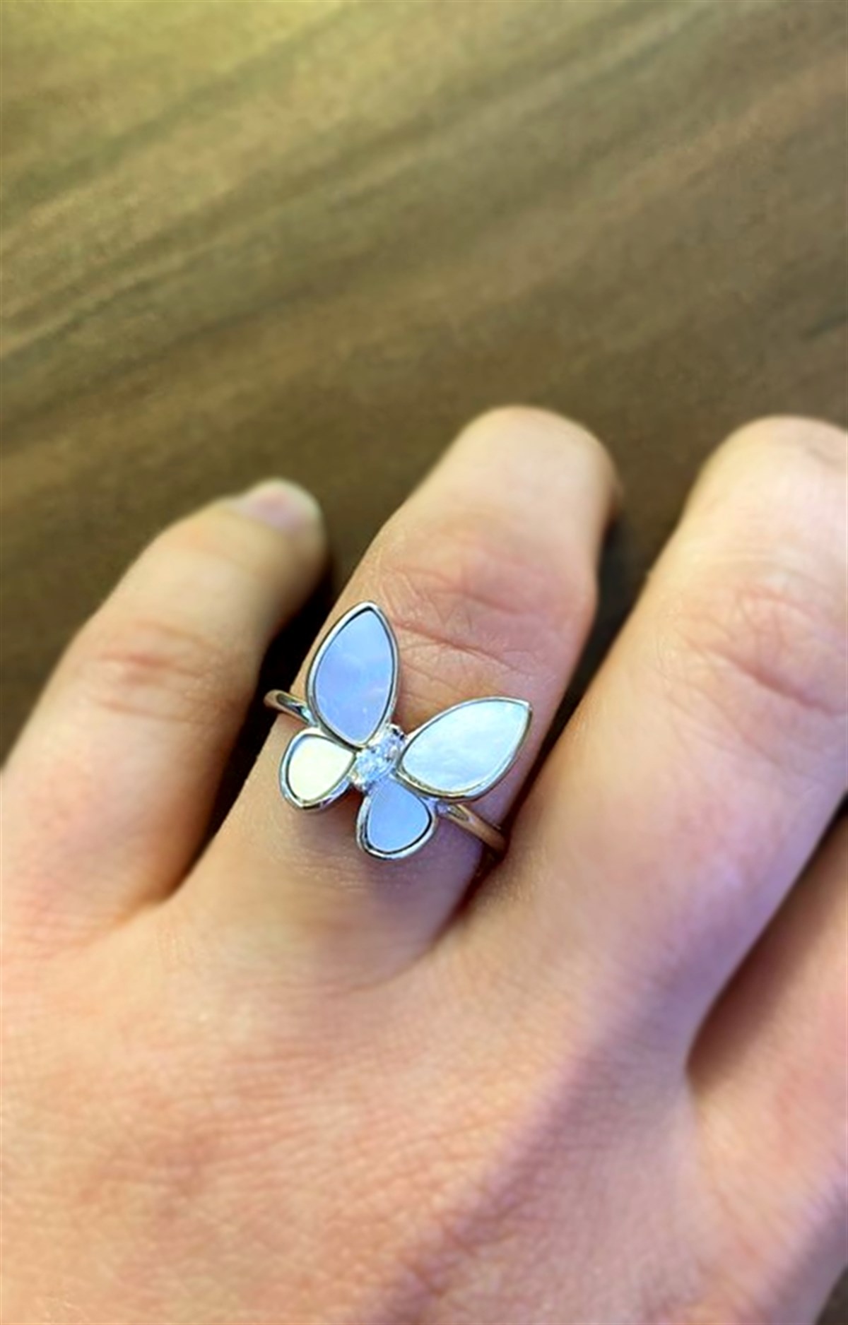 Kadın Beyaz Renk Kelebek Model Gümüş Yüzük