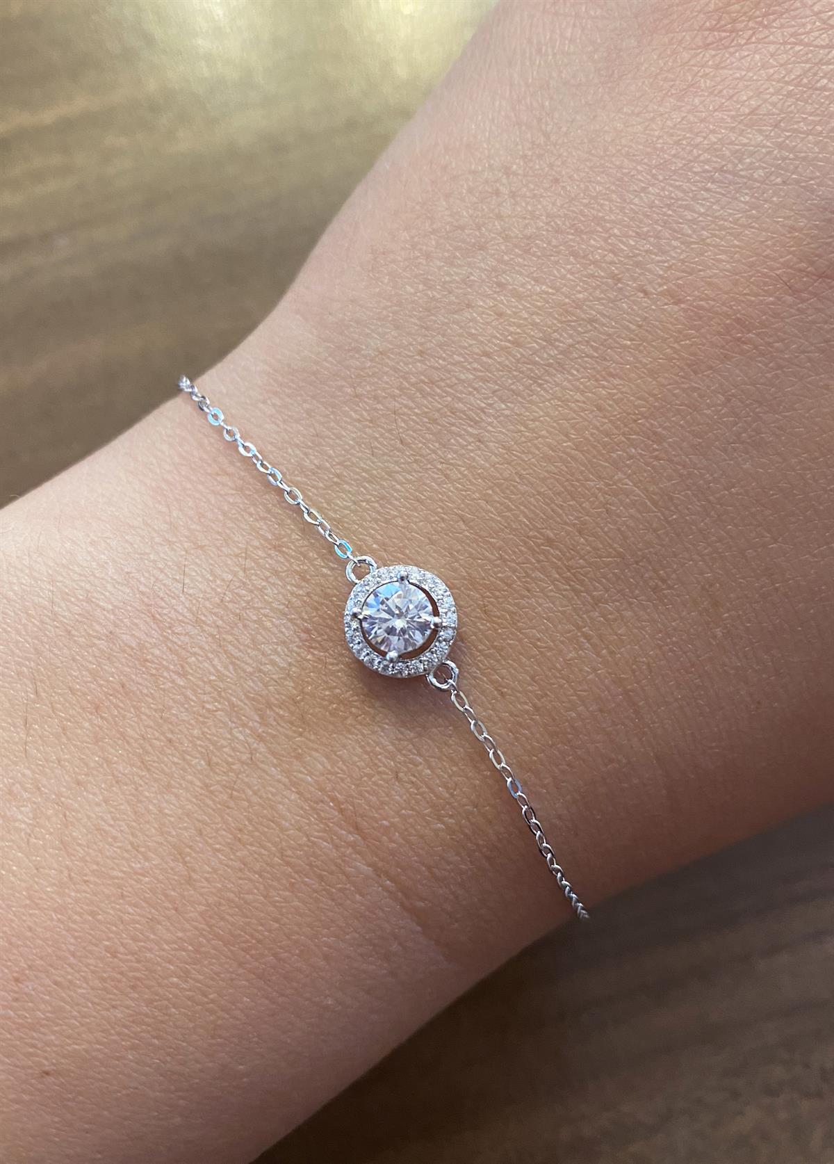 Kadın Çerçeveli Taş Detay Gümüş Bileklik