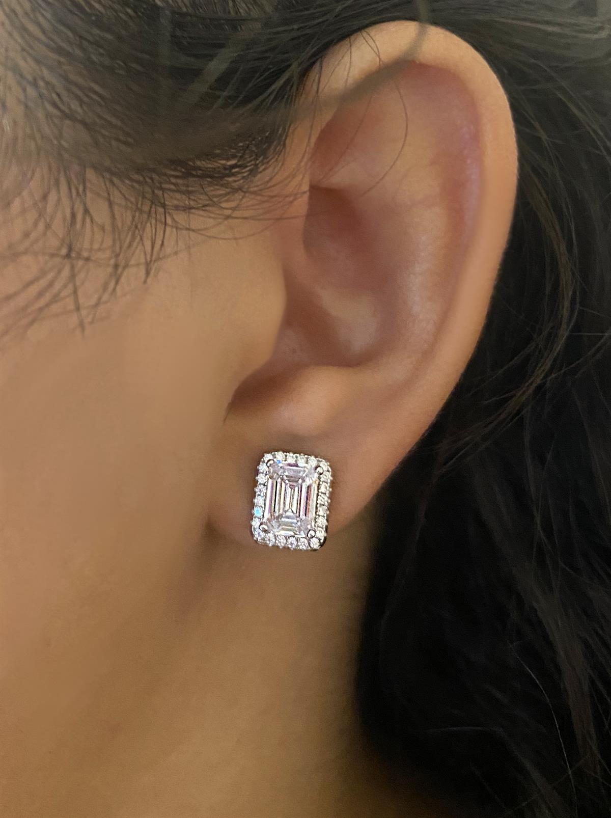 Kadın Dikdörtgen Taş Model Taşlı Gümüş Küpe