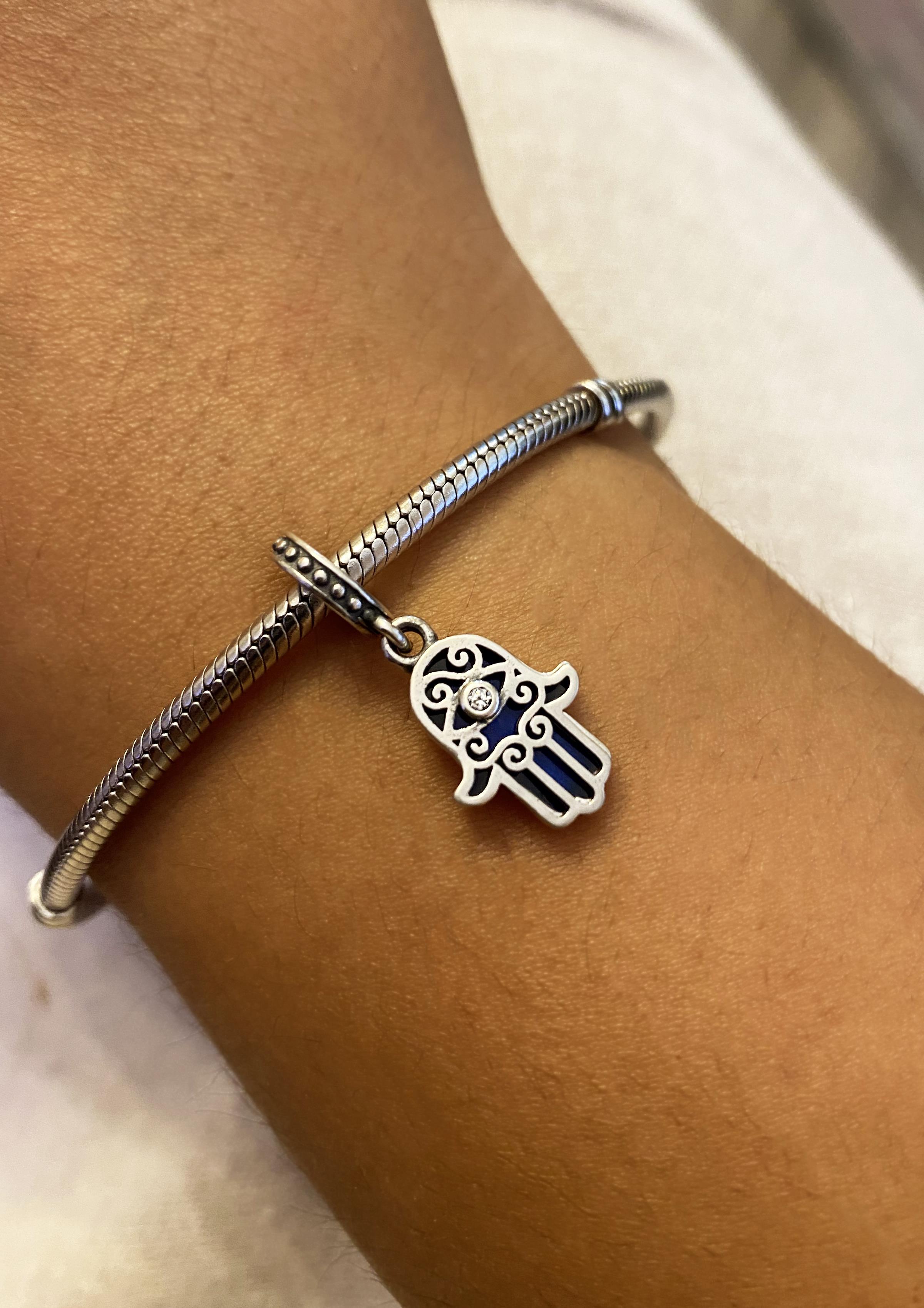 Kadın Fatma Eli Model Mavi Renk Detay Gümüş Charm