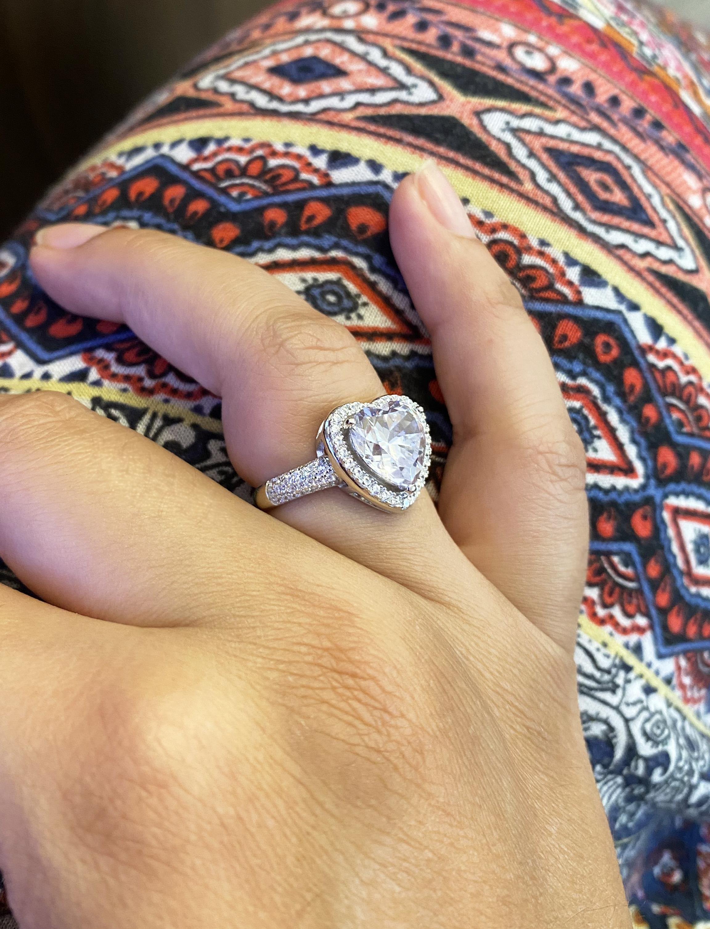 Kadın Gösterişli Kalp Model Gümüş Yüzük