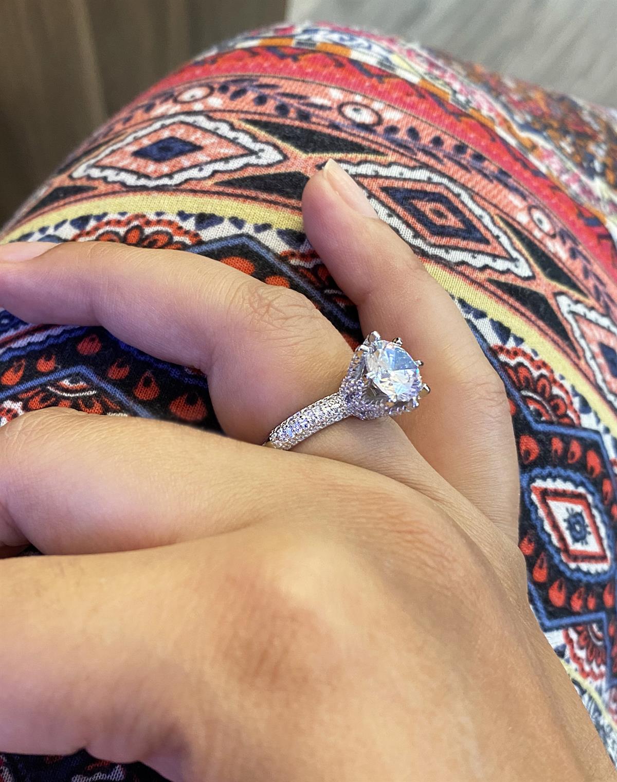 Kadın Gösterişli Tek Taş Gümüş Yüzük