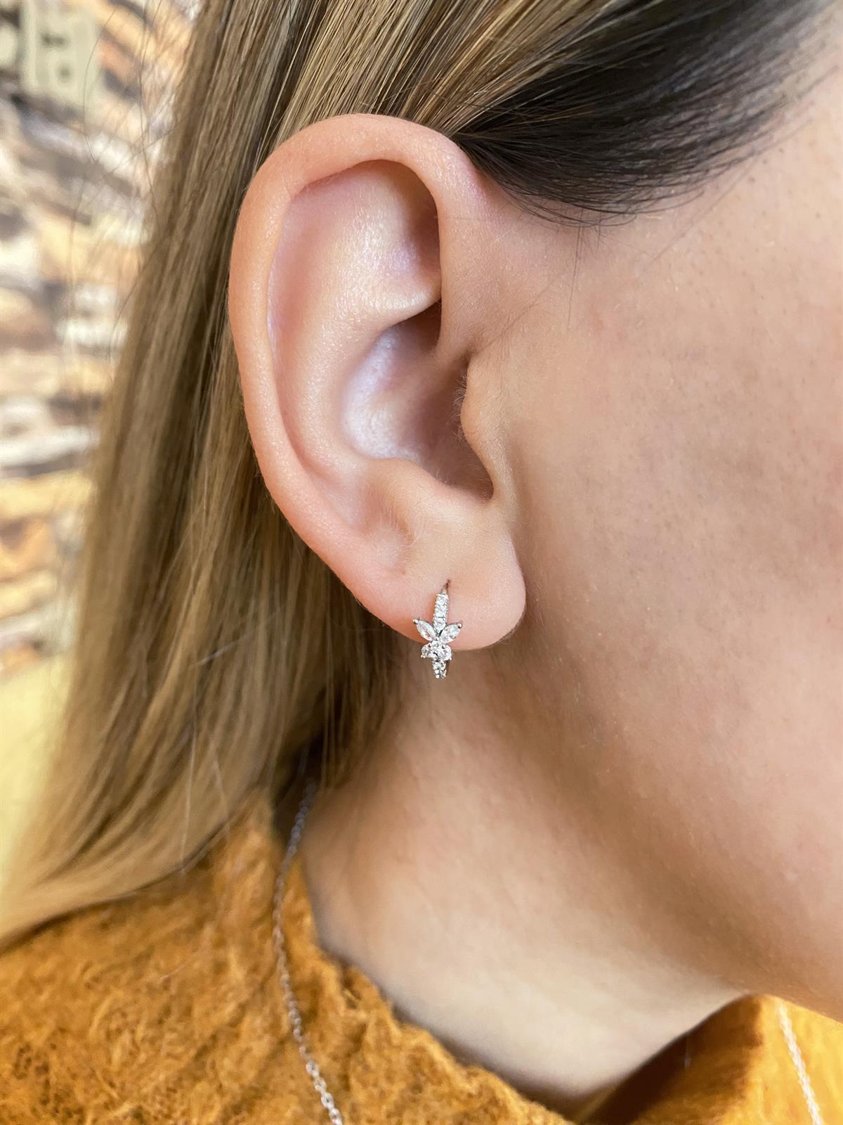 Kadın Kelebek Detay Gümüş Küpe