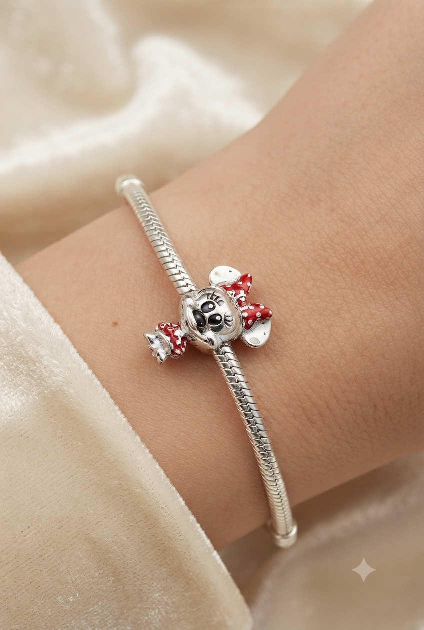 Kadın Minnie Mouse Gümüş Charm