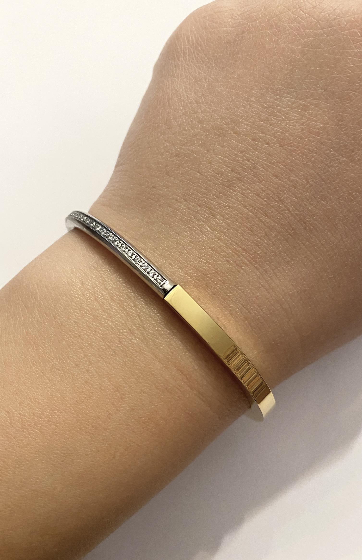 Kadın Taşlı Modern Çelik Bilezik