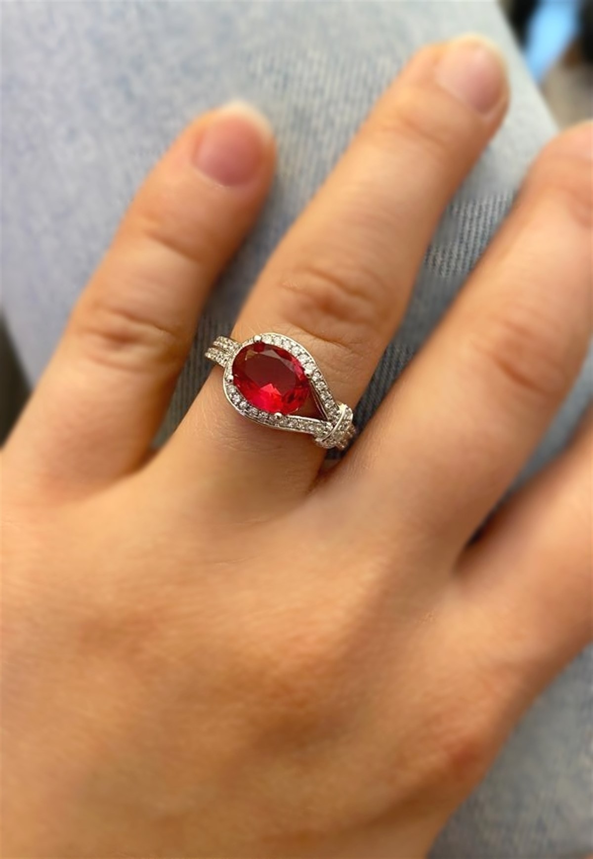 Kadın Yakut Renk Taş Kement Model Gümüş Yüzük