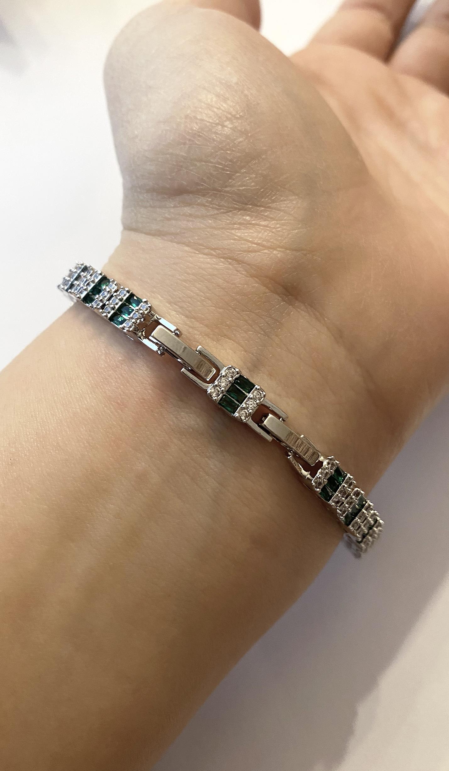 Kadın Yeşil Baget Taş Detay Şık Çelik Bileklik