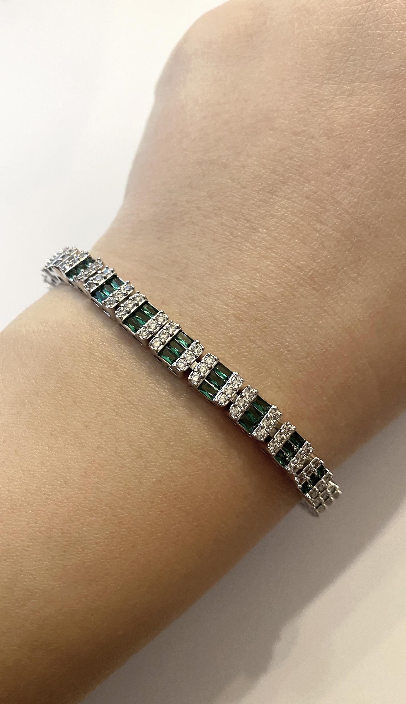 Kadın Yeşil Baget Taş Detay Şık Çelik Bileklik