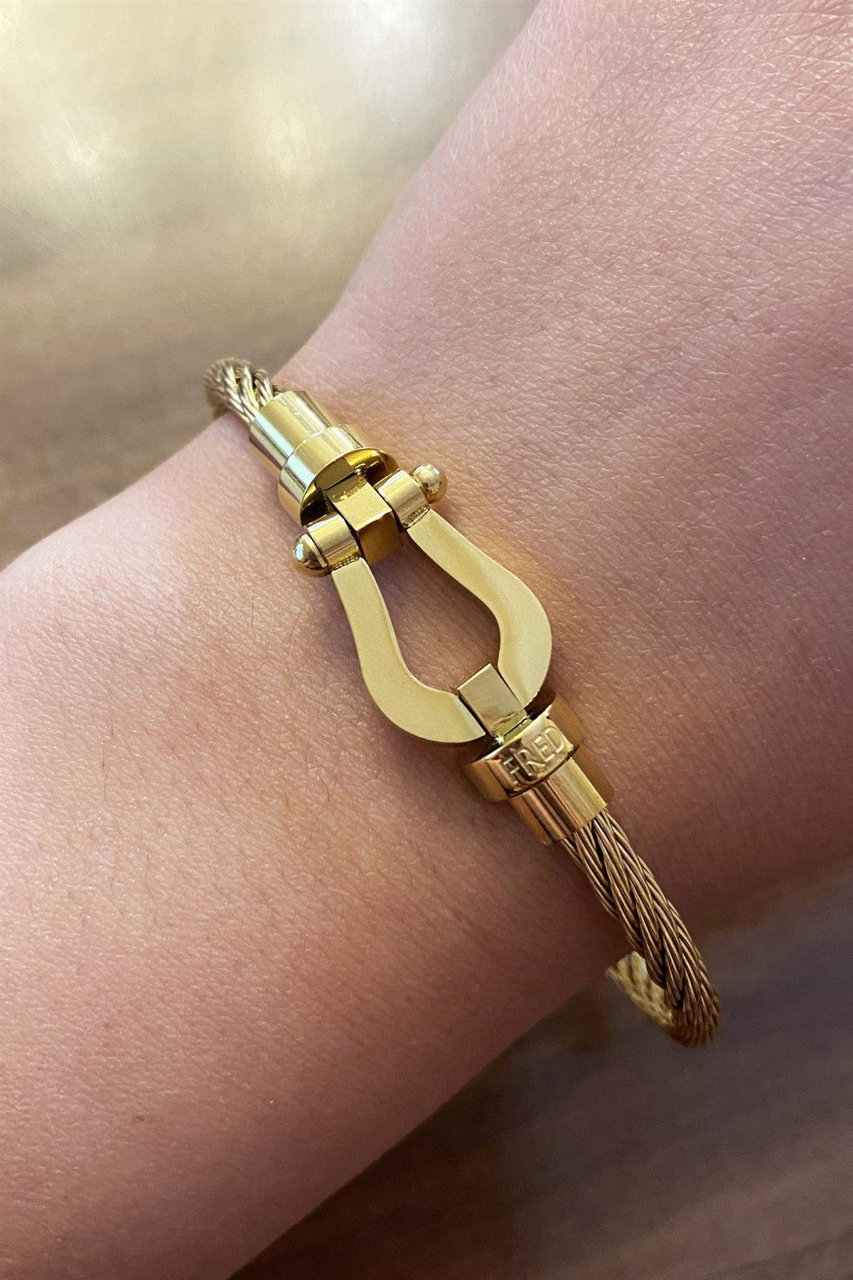 Unisex Gold Renk Çelik Bileklik