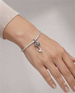 Bayan Gümüş Pandora Bileklik Uyumlu Kalbimin Anahtarı Model Charm