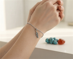 Bayan Gümüş Pandora Bileklik Uyumlu Tüy Model Charm