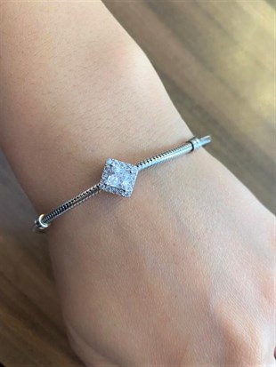 Bayan Kare Model Taşlı Gümüş Charm