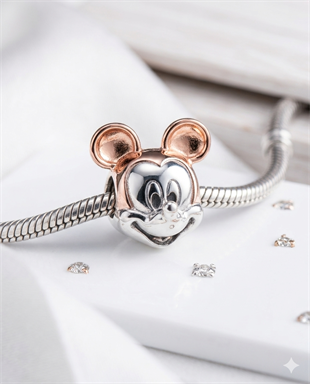 Bayan Mickey Mouse Model Gümüş Charm
