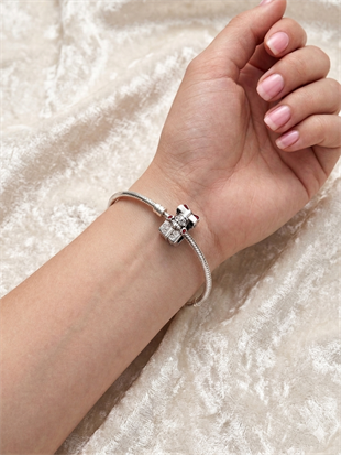 Bayan Noel Baba Model Gümüş Charm