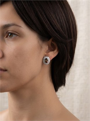 Bayan Oval Model Sultanit Taş Detay Gümüş Küpe