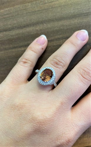 Bayan Yuvarlak Sultanit Taş Model Gümüş Yüzük