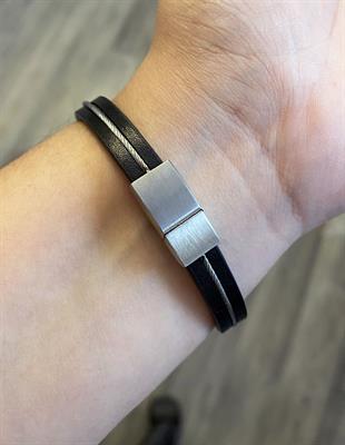 Erkek Gri Renk Çelik Detay Deri Bileklik