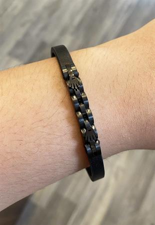 Erkek İnce Sembol Detay Siyah Deri Bileklik