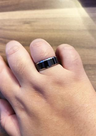Erkek Siyah Renk Gümüş Detay Tungsten Yüzük 