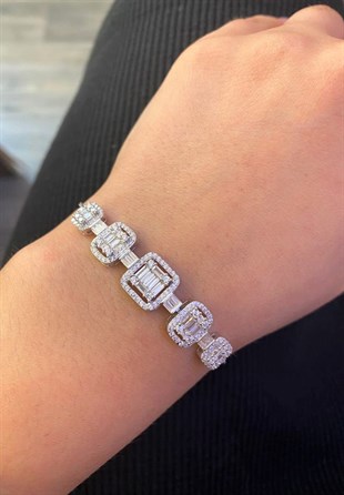 Kadın Baget Taş Detay Şık Gümüş Bileklik