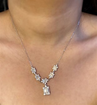 Kadın Baget Taşlı Şık Gümüş Kolye