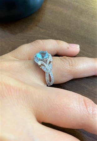 Kadın Çiçek Desen Mavi Taş Detay Gümüş Yüzük