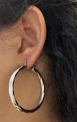 Kadın Dalgalı Halka Model Gümüş Küpe 